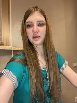 MollyDolle online show from May 2026 08:25:01 PM