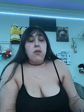 ThicBunz online show from February 2025 02:05:02 AM