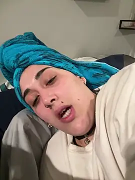 ThicBunz online show from October 2025 03:21:02 PM