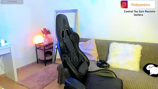 Piinkpandora online show from March 2025 10:31:02 PM