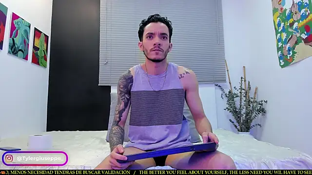 Snapshot of Tylergiuseppe_ chatting on February 2025 09:36:02 PM Tylergiuseppe online show from February 2025 09:36:02 PM