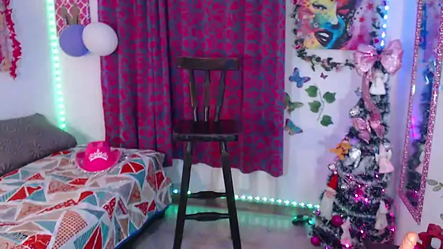 saritha cute  online show from December 2024 09:22:01 PM