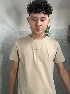 Snapshot of Nathan_Bluee chatting on February 2026 04:32:01 PM Nathan Bluee online show from February 2026 04:32:01 PM