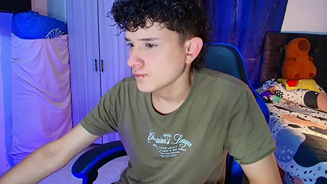 Snapshot of Nathan_Bluee chatting on February 2026 04:02:02 PM Nathan Bluee online show from February 2026 04:02:02 PM