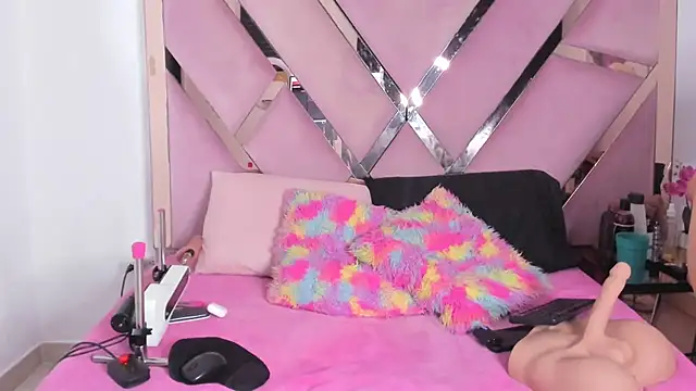 Freyaht online show from September 2025 04:49:02 AM