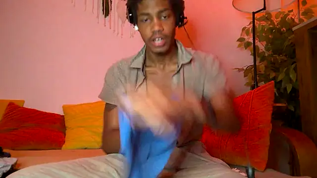 Skinnyblackman online show from March 2026 06:09:02 AM