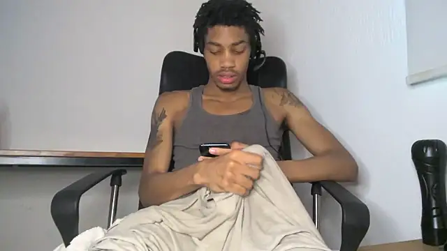 Skinnyblackman online show from May 2026 11:35:01 PM