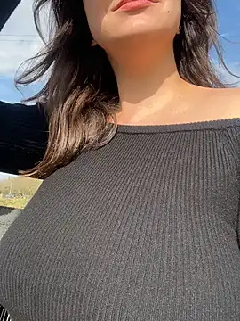 Alicia Hot1 online show from February 2025 12:32:02 PM