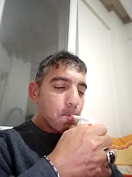 Egemen2245 online show from November 2025 04:49:01 PM