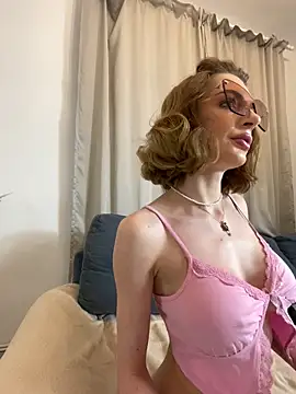 Snapshot of Kat_kate chatting on February 2025 03:05:01 PM Kat kate online show from February 2025 03:05:01 PM
