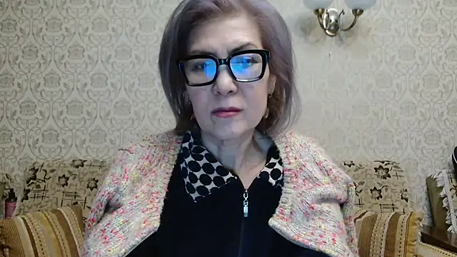 Snapshot of Elegant00Lady chatting on October 2025 05:44:02 PM Elegant00Lady online show from October 2025 05:44:02 PM