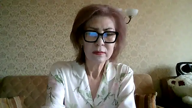 Elegant00Lady online show from April 2026 04:12:01 AM