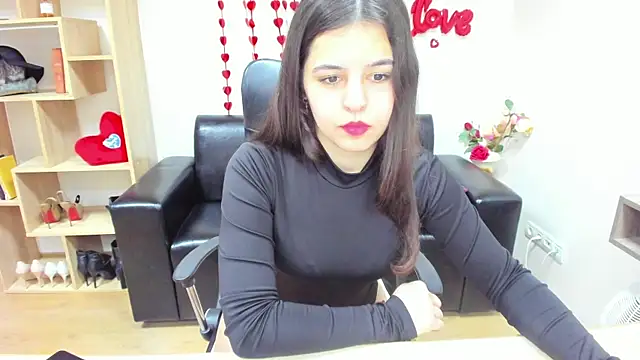Molly Owens online show from February 2025 12:48:02 PM
