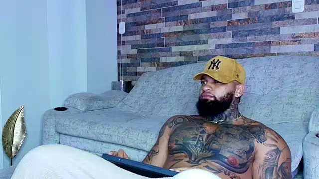 Snapshot of zaiin_diesel chatting on October 2025 08:31:02 AM zaiin diesel online show from October 2025 08:31:02 AM