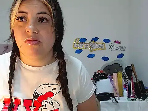 lanaqueen699 online show from February 2025 06:24:01 PM