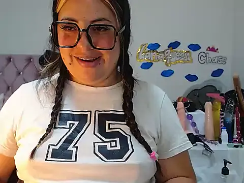 lanaqueen699 online show from February 2025 06:22:01 PM