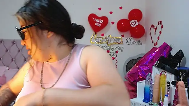 lanaqueen699 online show from March 2025 03:34:01 PM