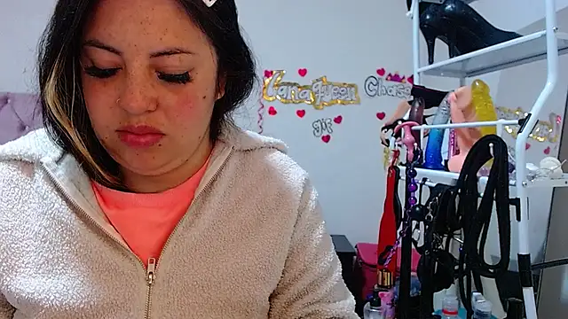 lanaqueen699 online show from October 2025 12:27:01 PM