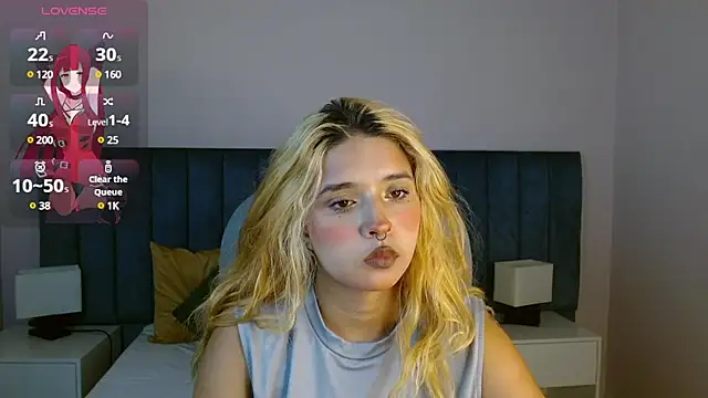 april bunnyy online show from December 2024 08:34:01 PM
