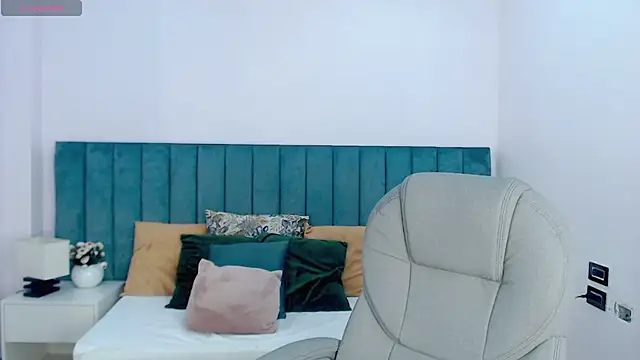 april bunnyy online show from March 2026 09:10:02 PM