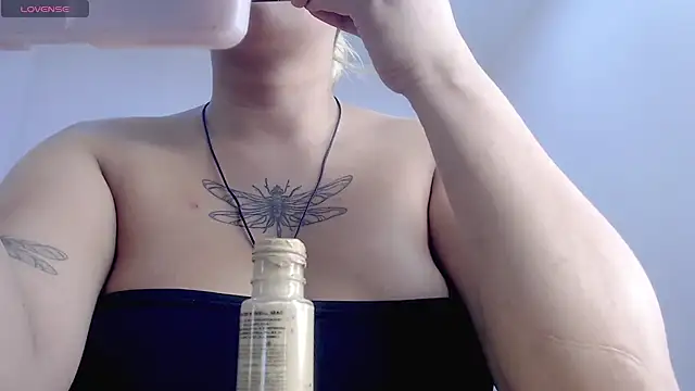 april bunnyy online show from March 2026 05:40:01 PM