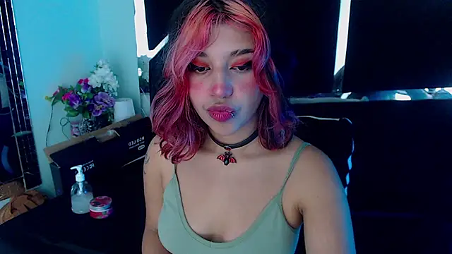 UnderBaby  online show from January 2025 08:15:02 PM