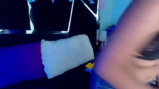 UnderBaby  online show from January 2025 08:46:02 PM