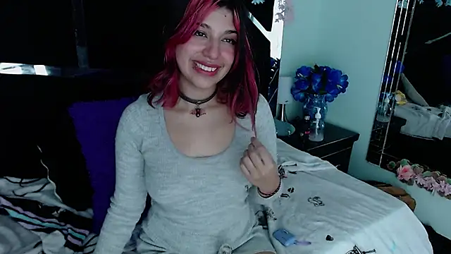 UnderBaby  online show from March 2025 07:37:01 PM