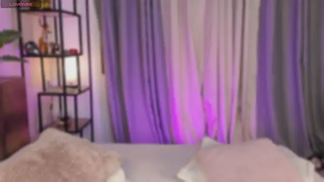 lynda west online show from April 2026 05:21:01 AM