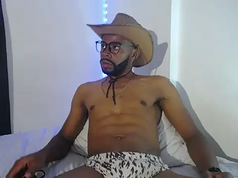 Snapshot of GerardSmitt chatting on October 2025 03:04:02 AM GerardSmitt online show from October 2025 03:04:02 AM