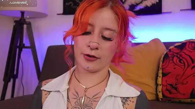 Daarlene online show from December 2025 06:16:01 PM