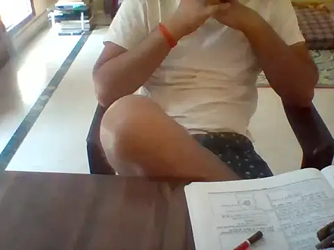 bigvorn6 online show from March 2025 10:35:02 AM