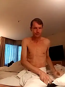 outdoorfun22 online show from April 2026 09:27:01 PM