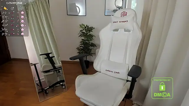 VanessaSmuth online show from January 2025 04:37:02 AM