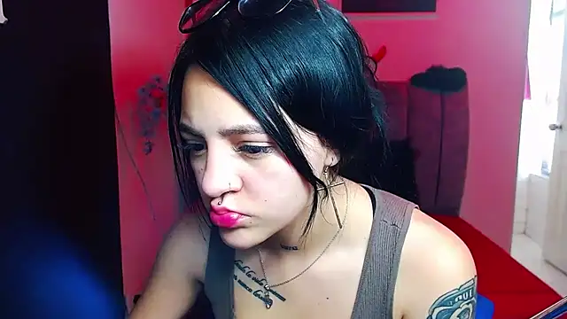 Violettasquirt online show from September 2025 03:04:01 PM