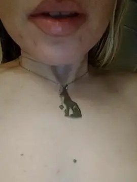 Linda 999 online show from December 2025 02:30:02 AM