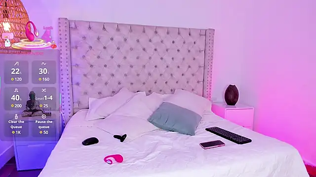 Cameron cutee online show from March 2025 07:06:02 PM