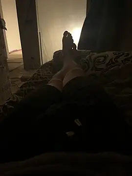 red red00 online show from November 2025 03:55:01 PM