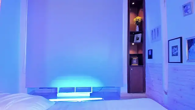 Snapshot of Susann_Ross chatting on January 2025 05:09:01 PM Susann Ross online show from January 2025 05:09:01 PM