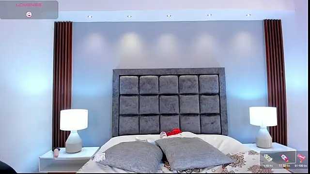 Snapshot of Susann_Ross chatting on March 2025 05:17:02 PM Susann Ross online show from March 2025 05:17:02 PM