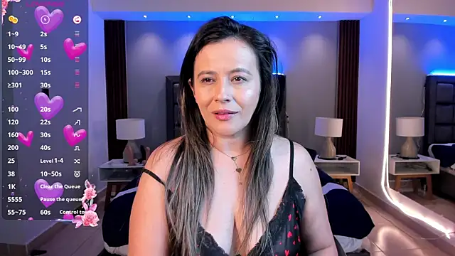 Snapshot of Susann_Ross chatting on October 2025 10:48:01 AM Susann Ross online show from October 2025 10:48:01 AM