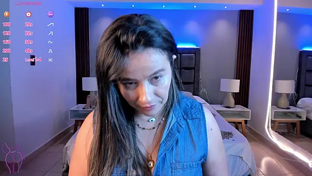 Susann Ross online show from November 2025 10:59:02 AM