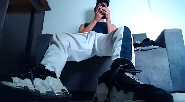 Snapshot of mastersmits chatting on February 2025 04:22:02 AM mastersmits online show from February 2025 04:22:02 AM