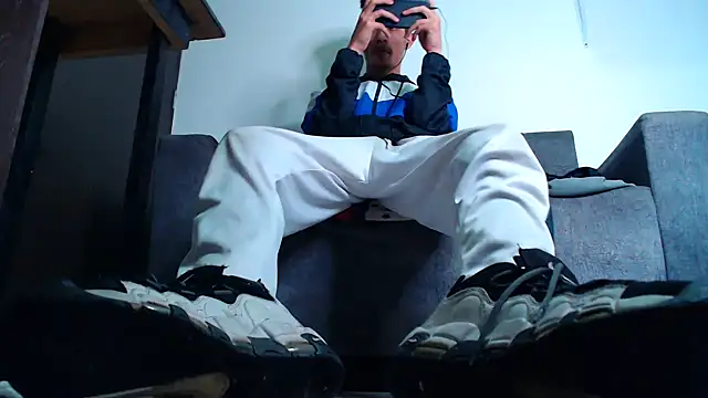 Snapshot of mastersmits chatting on February 2025 02:45:02 AM mastersmits online show from February 2025 02:45:02 AM