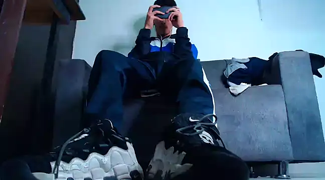 Snapshot of mastersmits chatting on March 2025 08:34:01 AM mastersmits online show from March 2025 08:34:01 AM