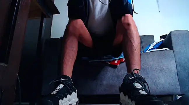 Snapshot of mastersmits chatting on March 2025 09:35:02 AM mastersmits online show from March 2025 09:35:02 AM