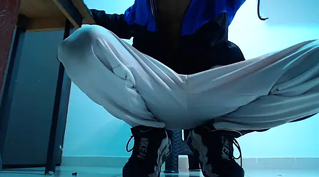 Snapshot of mastersmits chatting on March 2025 01:21:02 AM mastersmits online show from March 2025 01:21:02 AM