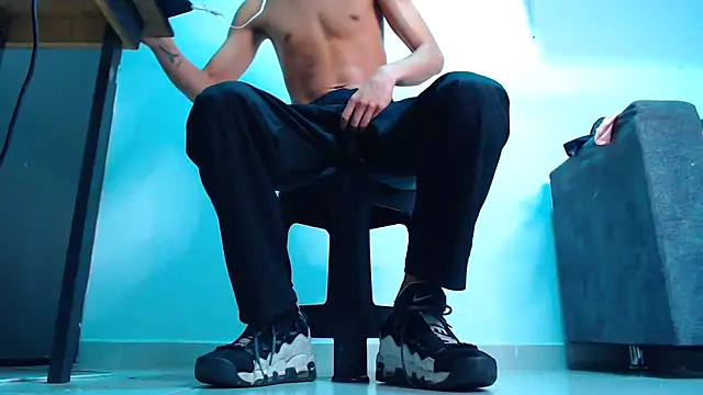 Snapshot of mastersmits chatting on September 2025 02:35:01 AM mastersmits online show from September 2025 02:35:01 AM