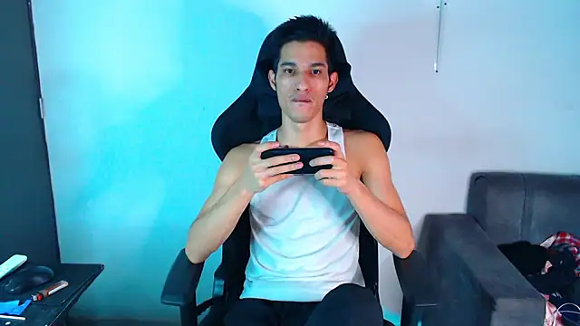 Snapshot of mastersmits chatting on September 2025 01:32:02 AM mastersmits online show from September 2025 01:32:02 AM