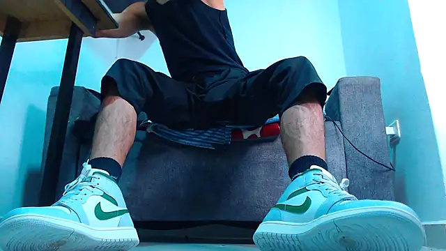 Snapshot of mastersmits chatting on October 2025 02:36:02 AM mastersmits online show from October 2025 02:36:02 AM